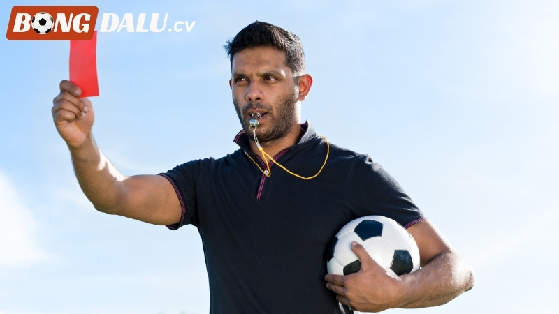 Chia sẻ mẹo chơi kèo thẻ phạt hiệu quả