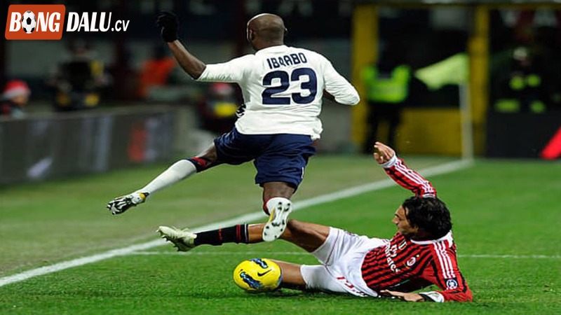 Libero trong bóng đá là gì?