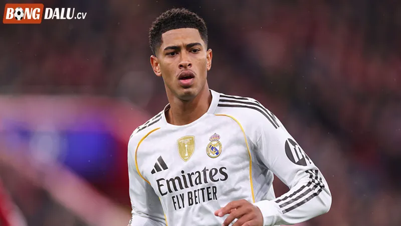 Vai trò của Jude Bellingham trong tuyến tiền vệ Real Madrid