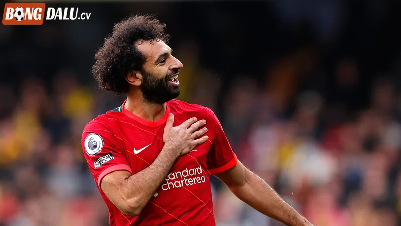 Tìm hiểu khái niệm vị trí tiền đạo cánh là gì?